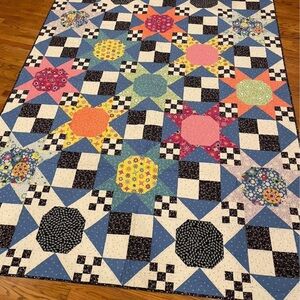 Vibrant Star Pattern Quilt